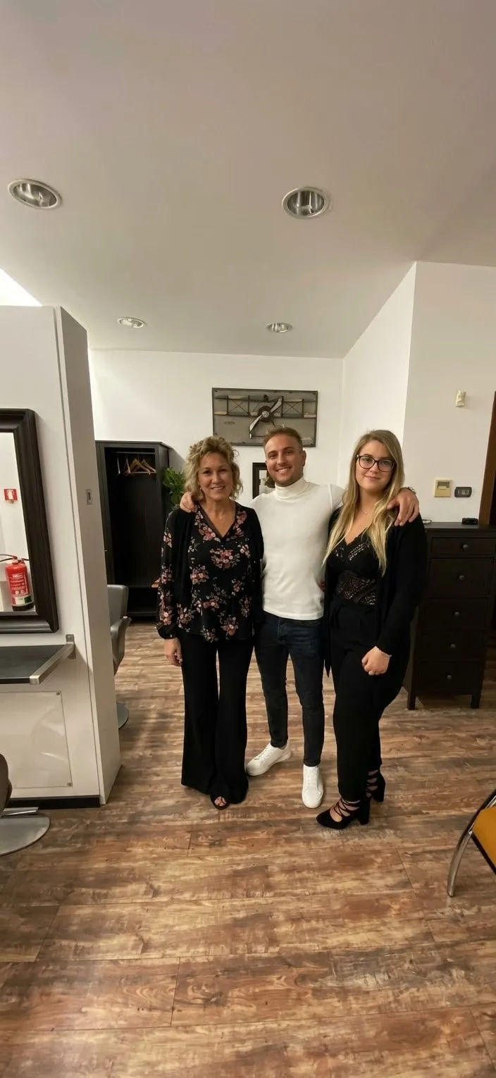 La famiglia DiLù in salone